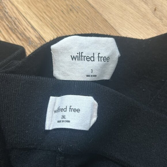 Wilfred Free Comfy Souvenir Set - Picture 2 of 4